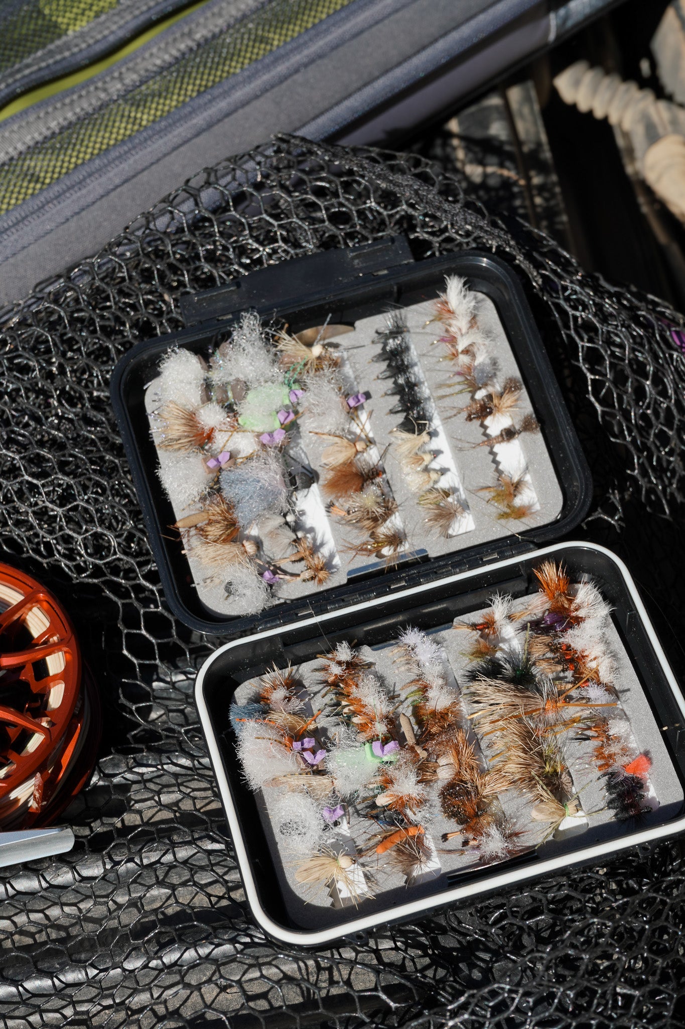 FLY TYING & FLY TYING MATERIALS