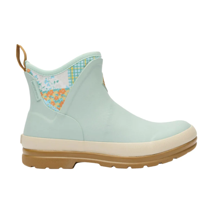 Muck Boots Originals Womens Ankle Boot [sz:6 Us Cl:blue/quilted Floral]